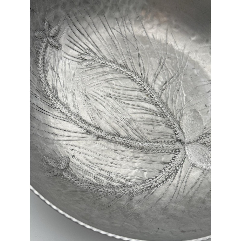 Vintage Everlast Forged Aluminum Round Plate Or Tray Pinecones & Branches Design - Picture 2 of 6